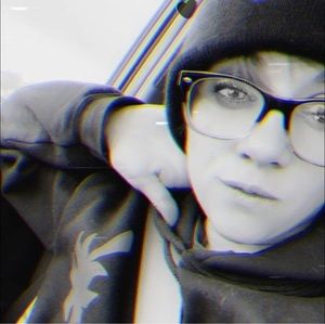 Meet your Posher, Billie